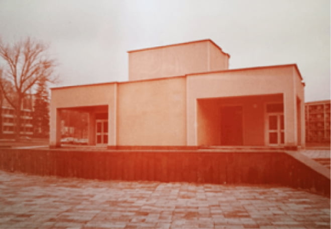 2 Biblioteka scaled 1