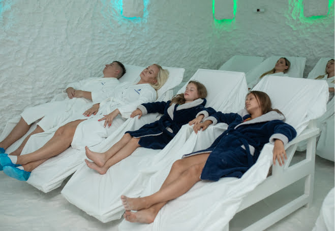 Caesar salad with fried chicken 6203863.htm#fromView=search&page=1&position=36&uuid=9b42237e 92fd 42b2 add5 2de2e4e1eb6b